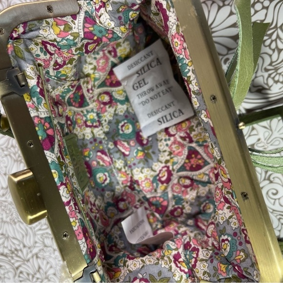 ANOKI Paris green leather kiss-lock crossbody bag - Picture 7 of 12